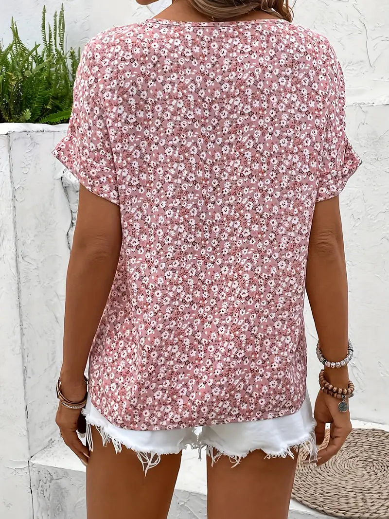 Tindra | Chic blus med blommönster