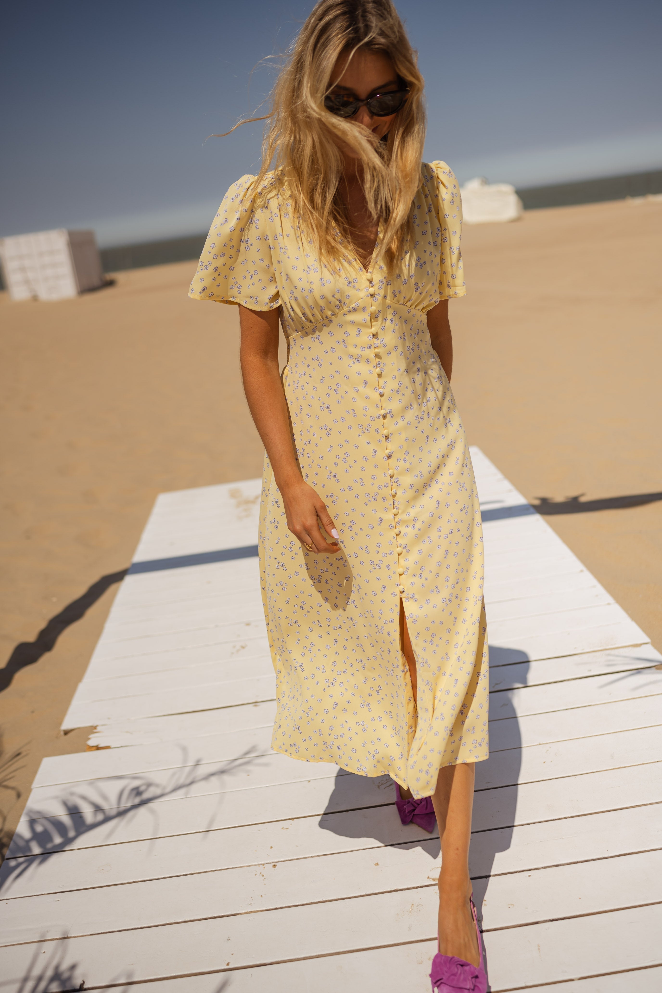 Diana | Blommig sommarklänning i midi-modell