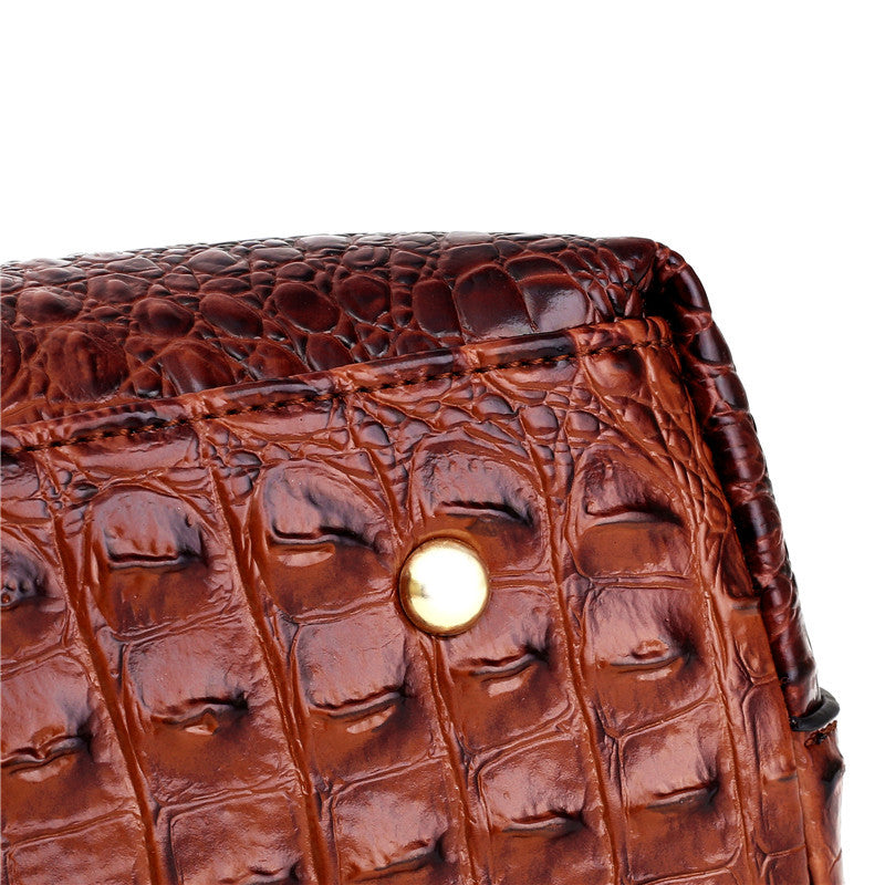 Matilda | Elegant handgjord Croco-väska i läder